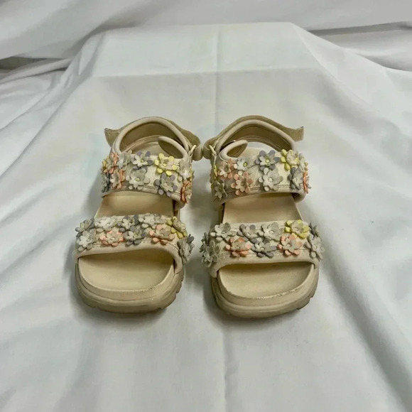 Zara kids‎ floral sandals, size 27 - Picture 2 of 3